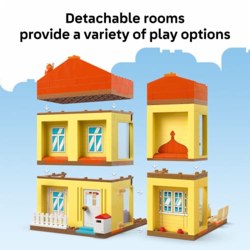 LEGO Bluey: Bluey’s Family House Playset 11203 Perspective: bottom