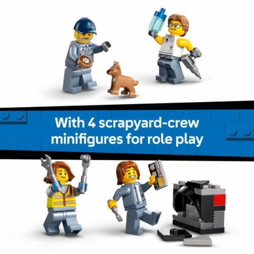 LEGO City Scrapyard with Cars Building Toy 60472 Perspective: bottom