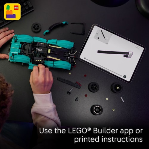 LEGO Technic Aston Martin Valkyrie Toy Car 42208 Perspective: bottom