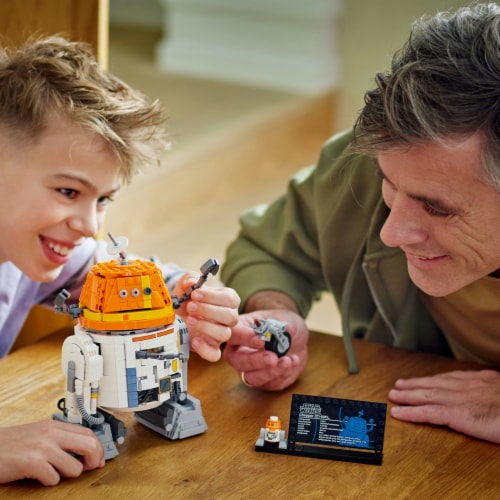 Lego® 75416 Chopper (C1-10P)™ Astromech Set Perspective: bottom