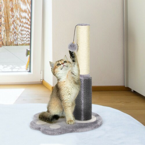 Gymax 20.5'' Tall Cat Scratching Post Claw Scratcher w/ Sisal Rope & Plush Ball Perspective: bottom