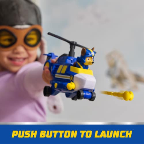 Paw Patrol Air Rescue Chase Action Figure & Hero Helicopter Toy with Projectile Launcher Perspective: bottom