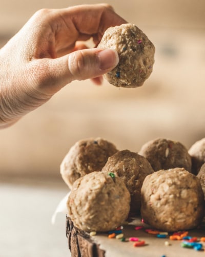 Birthday Cake Protein Balls ~ Easy No-Bake Recipe!