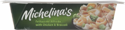 Michelina's® Fettuccine Alfredo with Chicken & Broccoli Frozen Meal Perspective: bottom