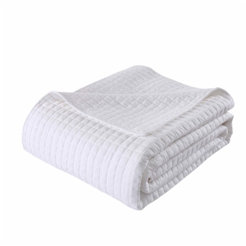 MarCielo White Cotton Quilt Set Bedspread Coverlet B33 Perspective: bottom