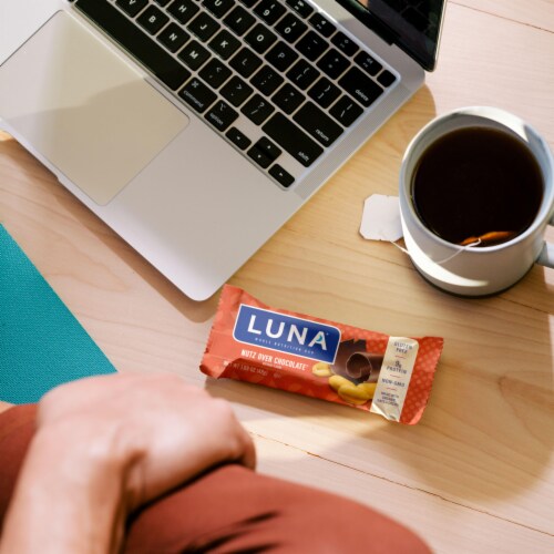 Luna Nutz Over Chocolate Whole Nutrition Bars Perspective: bottom
