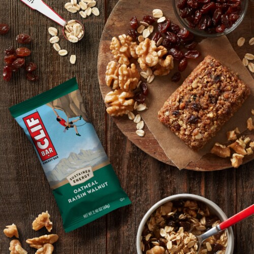Clif Bar Oatmeal Raisin Walnut Energy Bar Perspective: bottom
