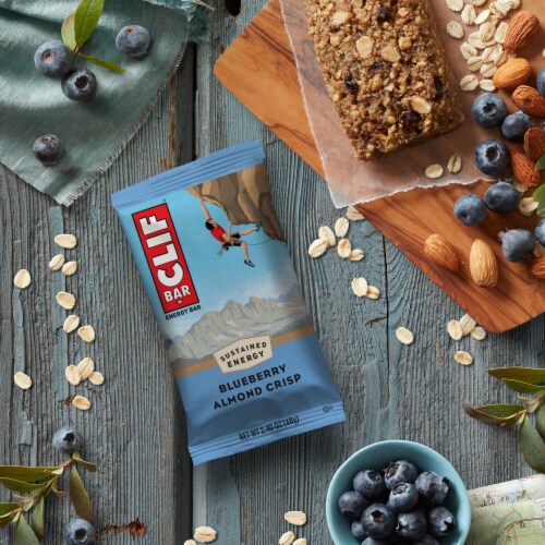 Clif Bar Blueberry Almond Crisp Energy Bars Perspective: bottom