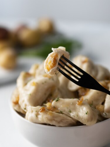 Piroshky Piroshky Potato & Cheese Pierogi Perspective: bottom