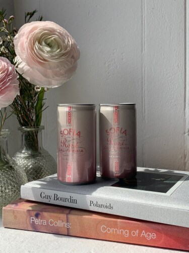 Francis Coppola Sofia Rose Wine Perspective: bottom