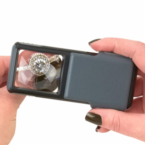 Carson MiniBrite 5x Power LED Lighted Aspheric Lens Magnifier Perspective: bottom