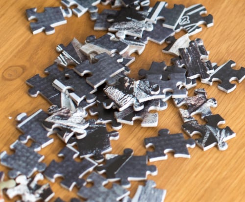 Game Of Thrones Puzzle The Iron Throne 1000 Piece Jigsaw Puzzle | Ages 15 & Up Perspective: bottom