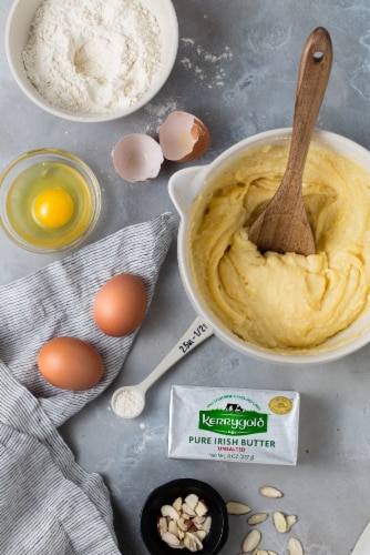 Kerrygold Grass-Fed Pure Irish Unsalted Butter Foil, 8oz Perspective: bottom