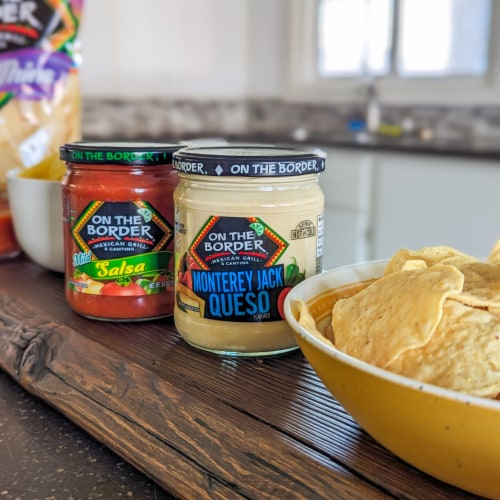 On The Border® Monterey Jack Queso Perspective: bottom