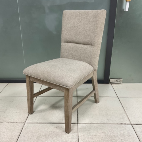 Emerald Home Lakeview Sloane Chairs Perspective: bottom