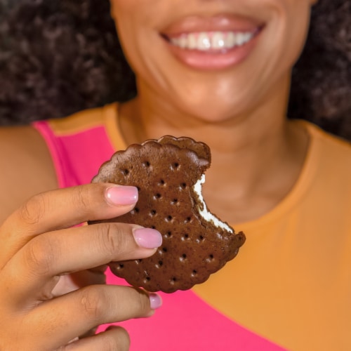 Skinny Cow Vanilla Gone Wild! Light Ice Cream Sandwiches, 4 Count Perspective: bottom