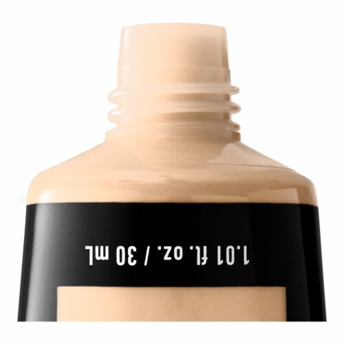 NYX Professional Makeup Born To Glow Foundation Naturally Radiant 5 Light Perspective: bottom