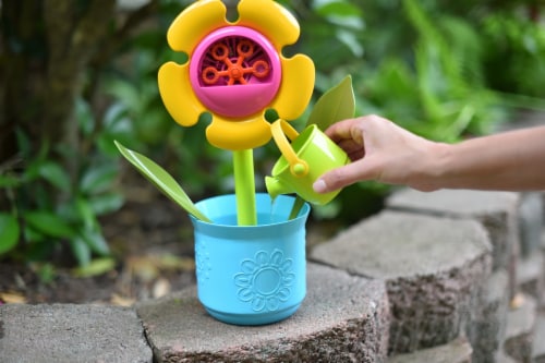 Sunny Days Maxx Bubbles!™ Bubbling Flower Pot Perspective: bottom
