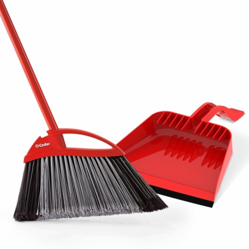 O-Cedar® PowerConer® Pet Pro Broom with Step-On Dust Pan Perspective: bottom
