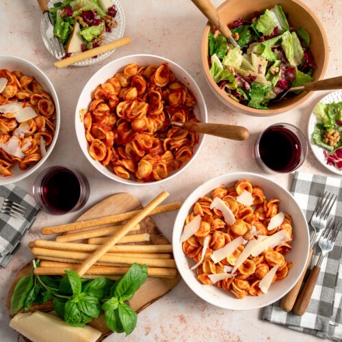 Cena Italiana Meal Kit in Gift Box (3.25 pound) Perspective: bottom