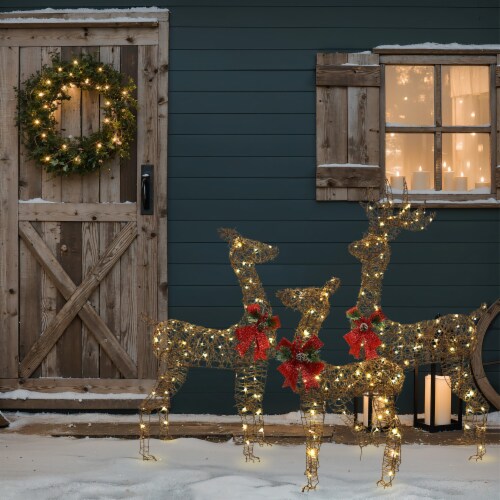 LuxenHome 3 Piece Rattan and Iron Deer Family Outdoor Holiday Decoration with Lights Set Gerbes Super Markets