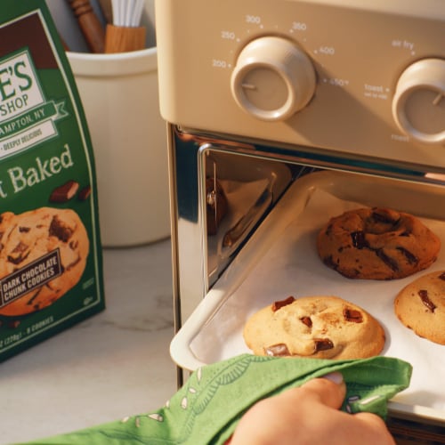 Tate's Bake Shop Soft Baked Cookies Dark Chocolate Chunk Perspective: bottom