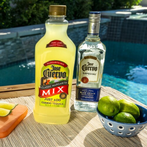 Jose Cuervo® Margarita Mix Classic Lime Perspective: bottom