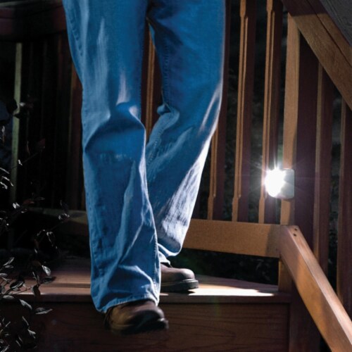 Mr. Beams Led Wht Deck/Step Light MB530-WHT-01-02 Perspective: bottom