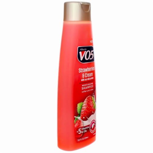 VO5 Moisture Milks Strawberries & Cream Moisturizing Shampoo Perspective: bottom