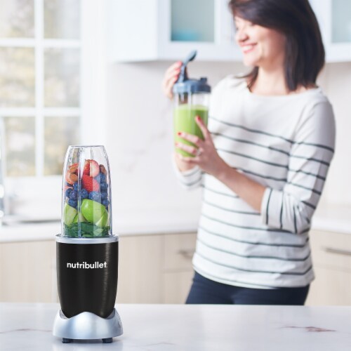NutriBullet PRO Nutrient Extractor - Black Perspective: bottom