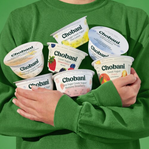 Chobani Less Sugar Low-Fat Fino Lemon Greek Yogurt 5.3oz Perspective: bottom