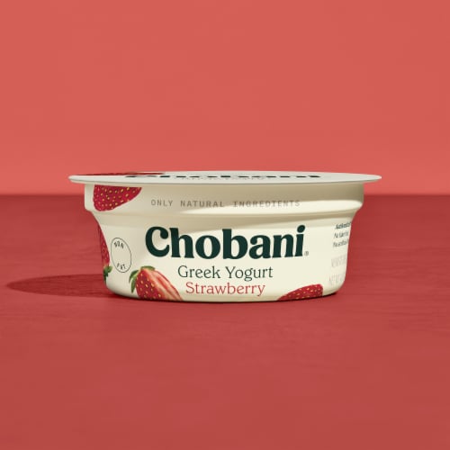 Chobani® Nonfat Greek Yogurt Cups Family Variety Pack Perspective: bottom