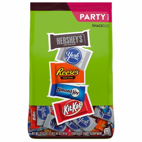 Hershey's Hershey Chocolate Assorted Flavors 141.5 oz. 3/Pack (600-B0005) Perspective: bottom