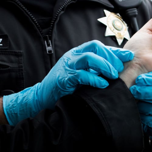 1st Choice Blue Nitrile Disposable Chemo-Rated Exam Gloves 3 Mil, Large 100 Perspective: bottom