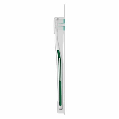 Colgate Total Active Prevention Foaming Clean Soft Toothbrush Perspective: bottom