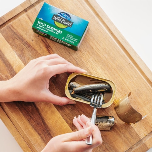 Wild Planet Wild Sardines in Extra Virgin Olive Oil Perspective: bottom