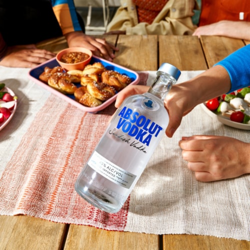 Absolut Vodka Perspective: bottom