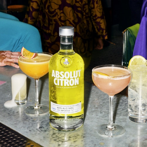 Absolut Citron Lemon Flavored Vodka Perspective: bottom