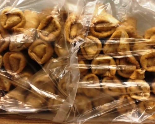Original Apple Pie Logs Egg Roll Shape Apple Pie -- 72 per case Perspective: bottom