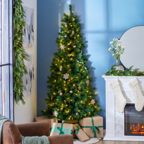Half clearance christmas tree