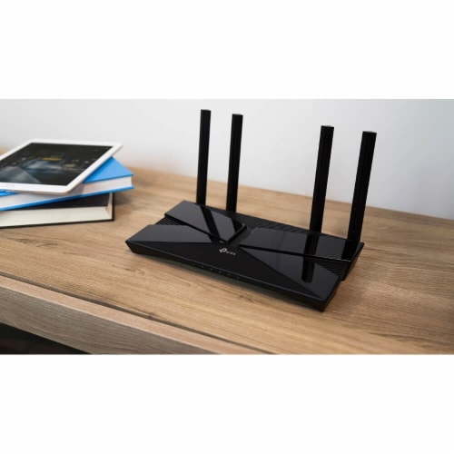 TP-Link AX1500 Archer Wi-Fi 6 Router Perspective: bottom