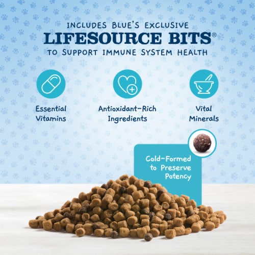Blue Buffalo Baby Blue Chicken & Pea Dry Kitten Food Perspective: bottom