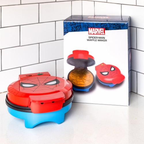 Uncanny Brands Marvel Spider-Man Waffle Maker -Spidey's Mask on Your Waffles- Waffle Iron Perspective: bottom