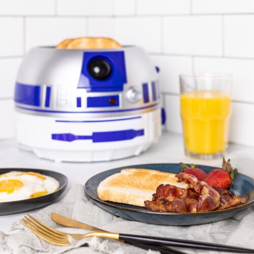 Uncanny Brands Star Wars R2-D2 Deluxe Toaster - Lights-Up and Makes Sounds Like Artoo Perspective: bottom