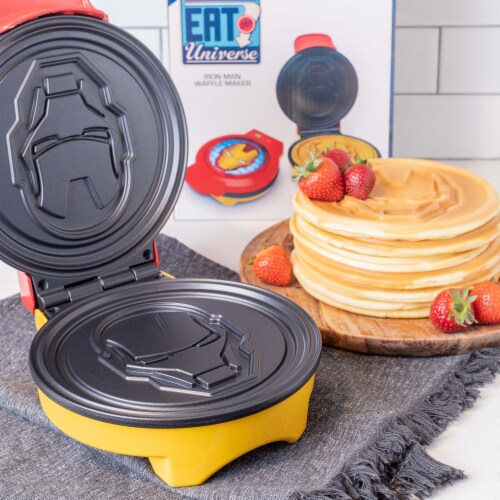 Uncanny Brands Marvel Iron Man Waffle Maker -Shellhead's Helmet on Your Waffles- Waffle Iron Perspective: bottom