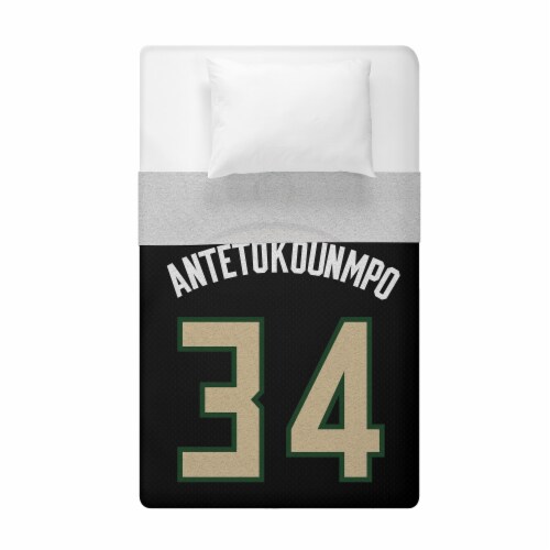 Sleep Squad Milwaukee Bucks Giannis Antetokounmpo 60” x 80” Raschel Plush Blanket Perspective: bottom