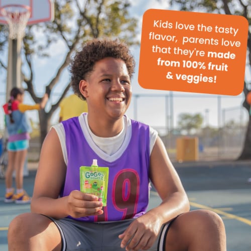 GoGo squeeZ® Peach & Strawberry Applesauce and Fruit Puree Pouches Variety Pack Perspective: bottom
