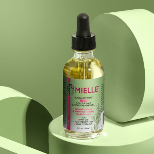 Mielle Rosemary Mint Light Scalp & Hair Strengthening Oil Perspective: bottom