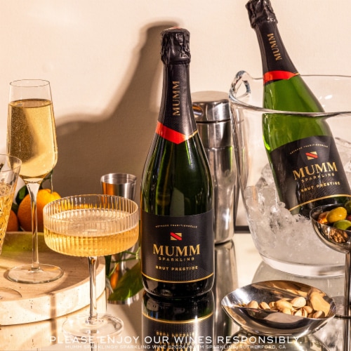 Mumm Napa Brut Prestige Sparkling Wine Perspective: bottom
