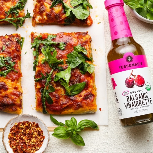 Tessemae's Original Balsamic Vinaigrette Dressing & Marinade Perspective: bottom